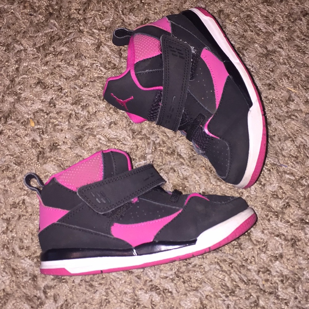 No Tie Jordan's